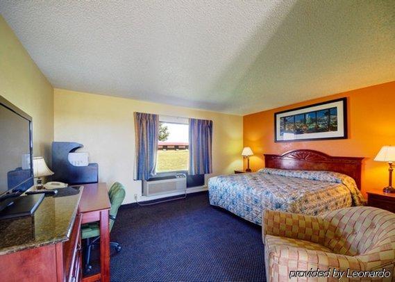Rodeway Inn Perry Esterno foto