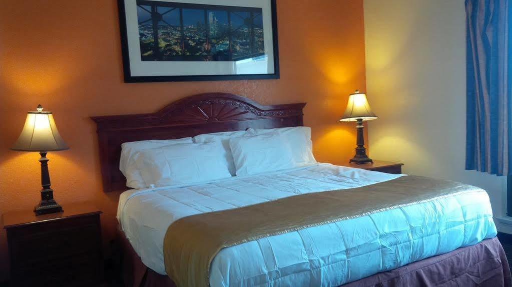 Rodeway Inn Perry Esterno foto