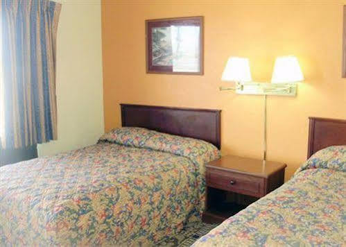 American Best Inn By Oyo I-35 Perry Esterno foto